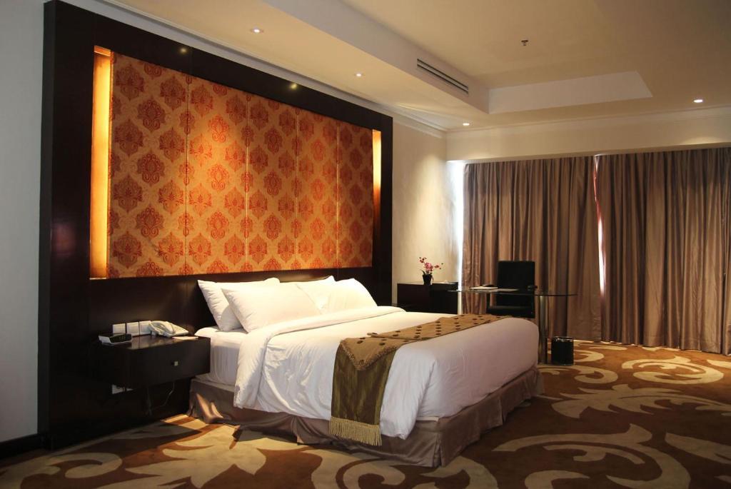Premier Basko Hotel Padang  Chambre photo