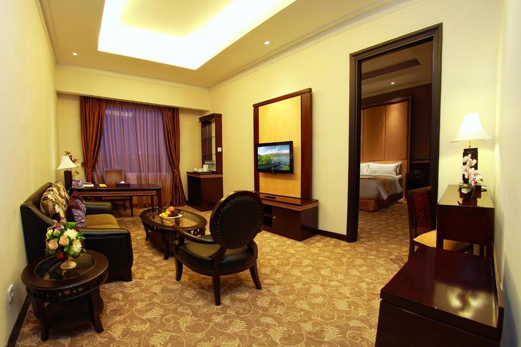 Premier Basko Hotel Padang  Extérieur photo