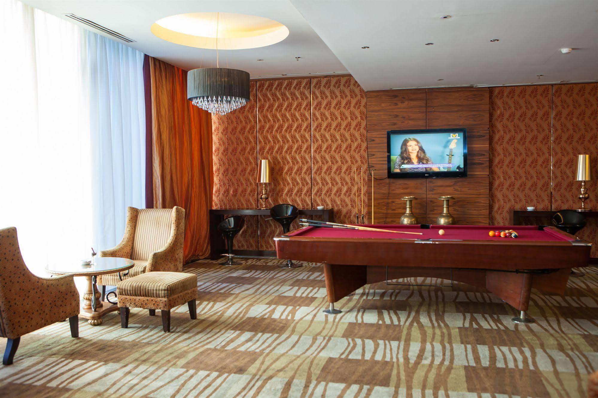 Premier Basko Hotel Padang  Extérieur photo